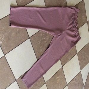 lululemon On The Fly pants. Salmon Color.